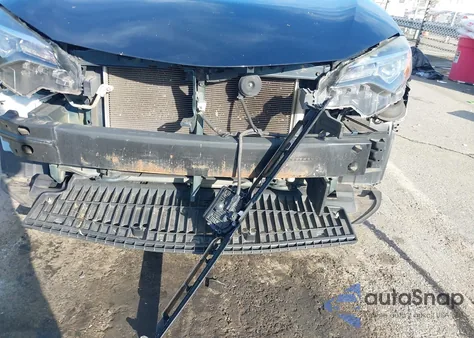 2019 Toyota Corolla L/Le/Xle/Se/Xse z USA, uszkodzony, nr VIN 2T1BURHE0KC143847